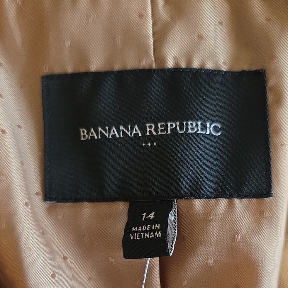 Banana Republic Camel Blazer - Size 14 - Picture 4 of 8